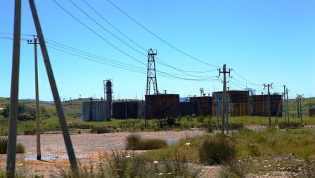 Pennine Petroleum Corporation fiton tenderin e naftes per zonen e Velces ne Vlore